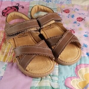 Livie & Luca Brown Leather  Sandals w/Scalloped Trim Originals made In Mexico 9